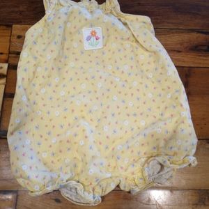 Vintage Carter's romper size 3-6 month